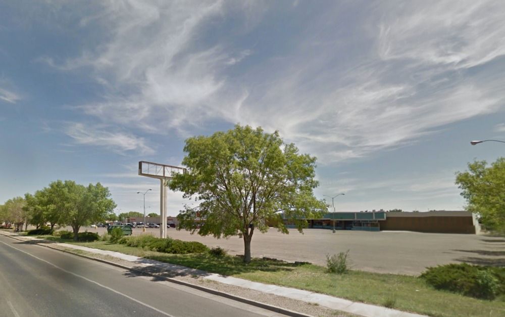 1709 S Main St, Roswell, NM 88203